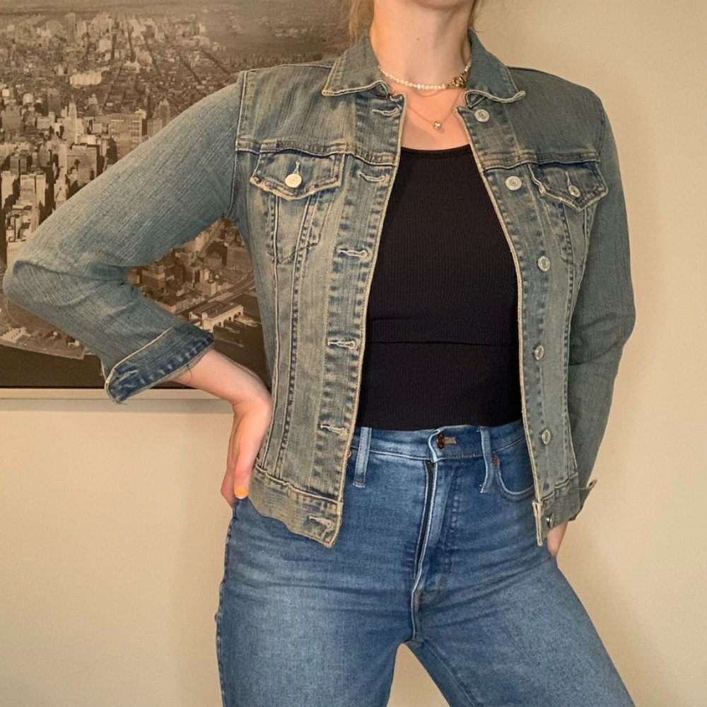 Gap vintage 90s shrunken denim jacket